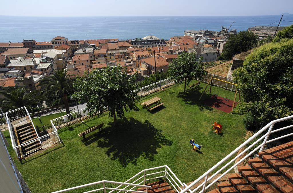 Residence Sant'Anna Pietra Ligure Esterno foto