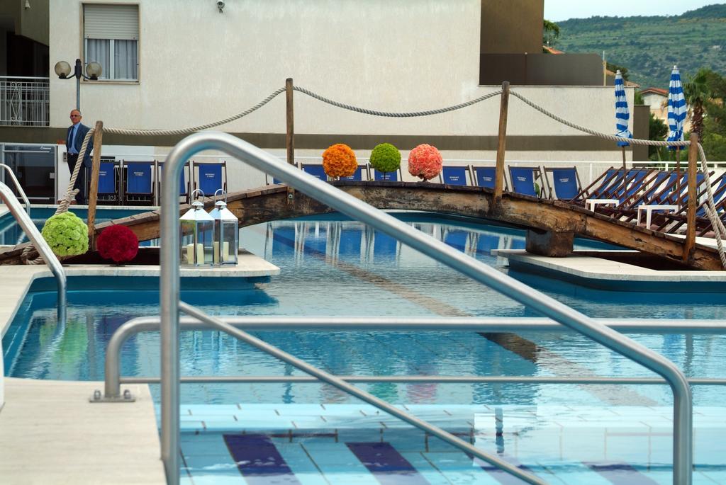 Residence Sant'Anna Pietra Ligure Esterno foto