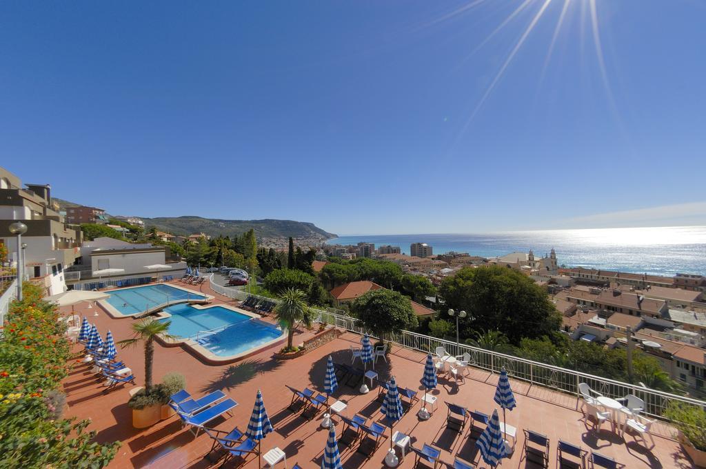 Residence Sant'Anna Pietra Ligure Esterno foto