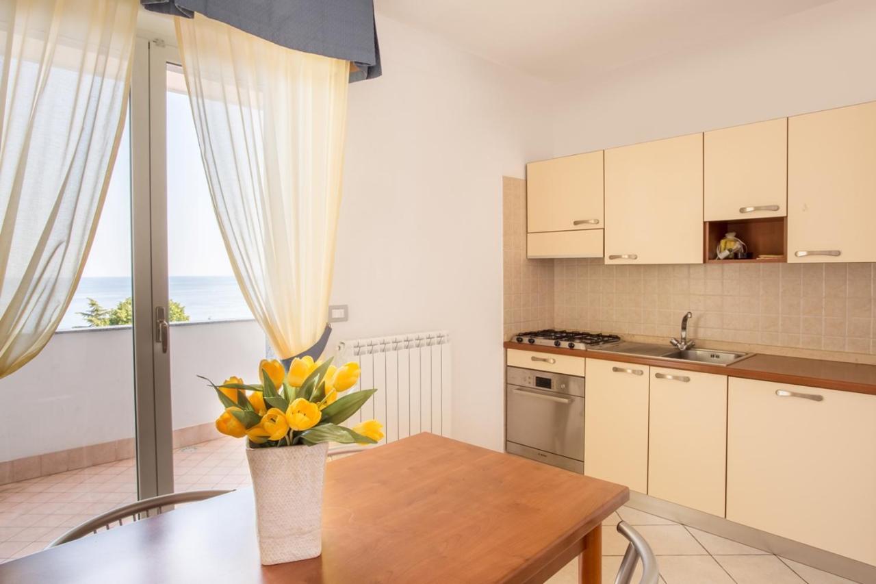 Residence Sant'Anna Pietra Ligure Esterno foto